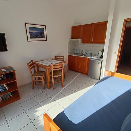 Finikas Studios & Apartments - Kalamaki Holidays Kalamaki (Heraklion) Eksteriør bilde