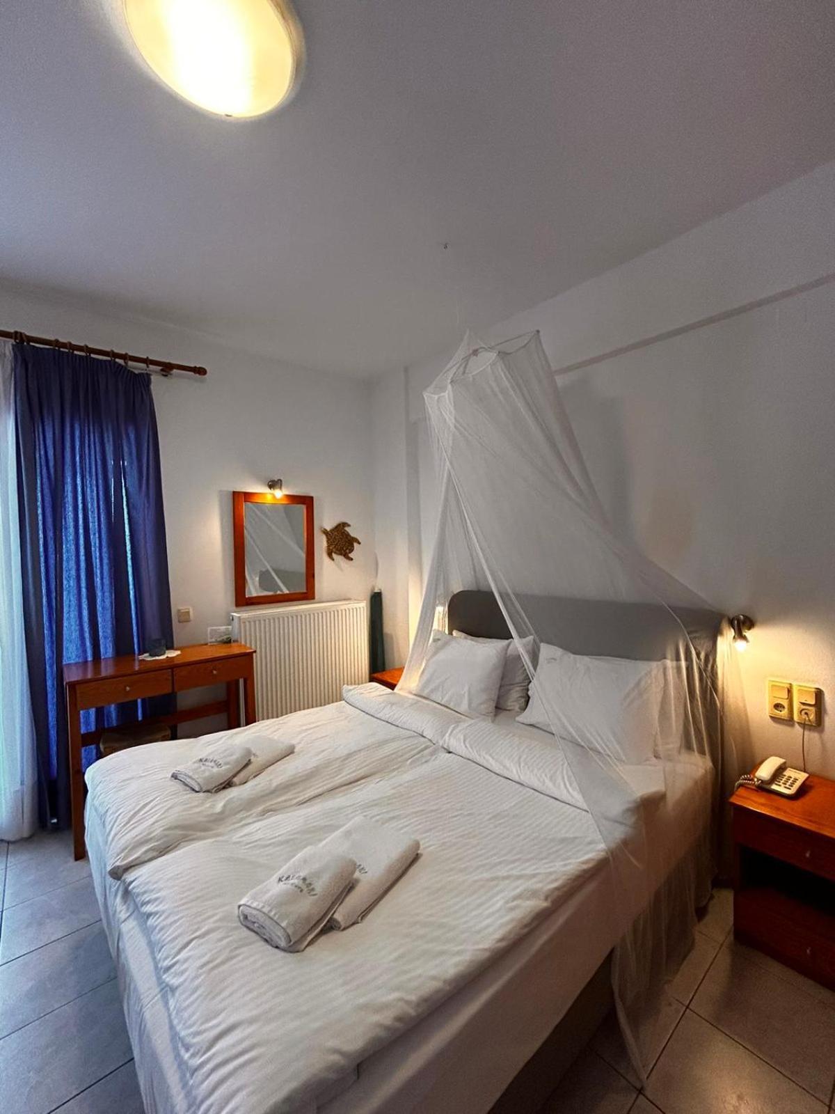 Finikas Studios & Apartments - Kalamaki Holidays Kalamaki (Heraklion) Eksteriør bilde