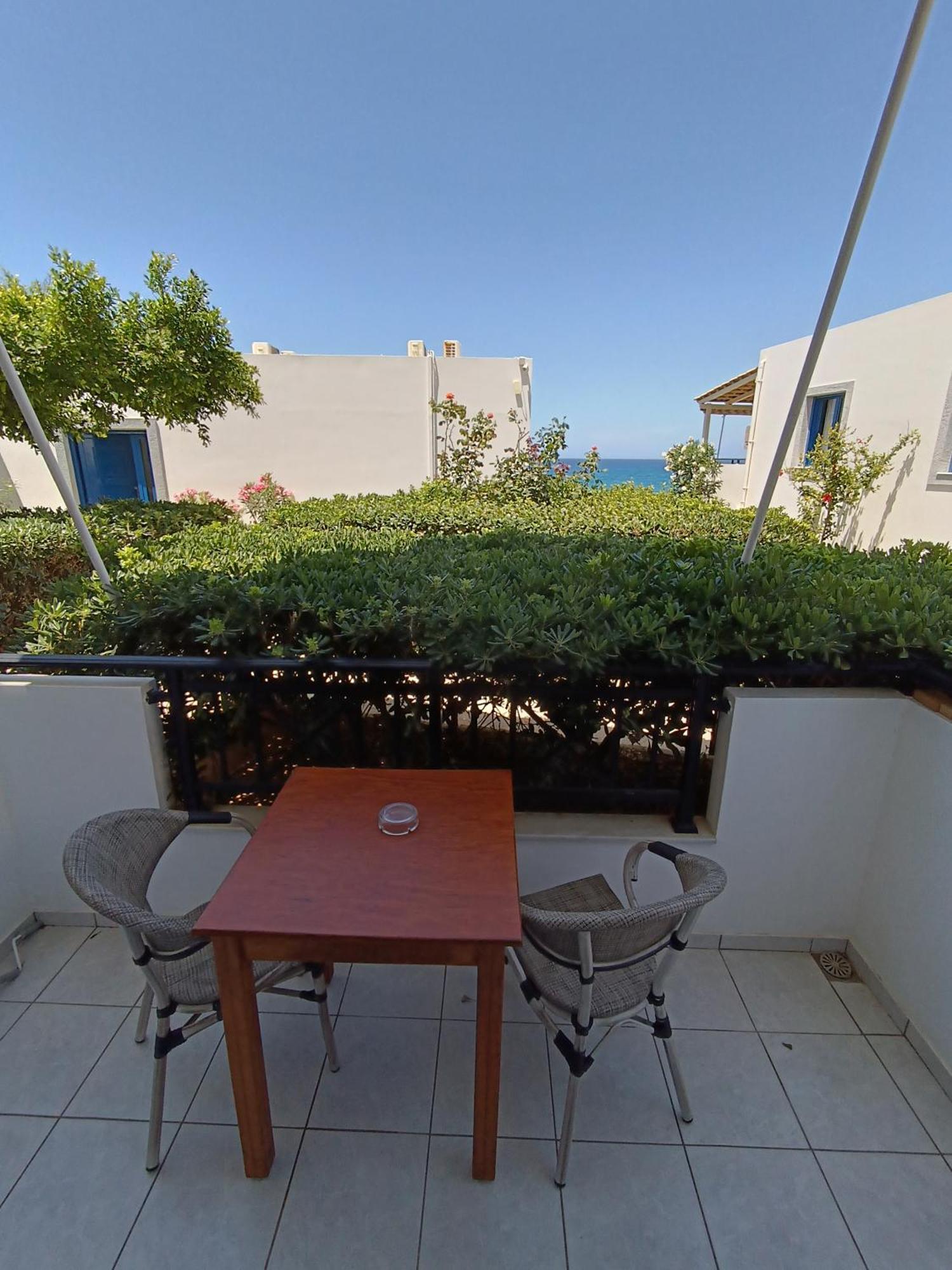 Finikas Studios & Apartments - Kalamaki Holidays Kalamaki (Heraklion) Eksteriør bilde