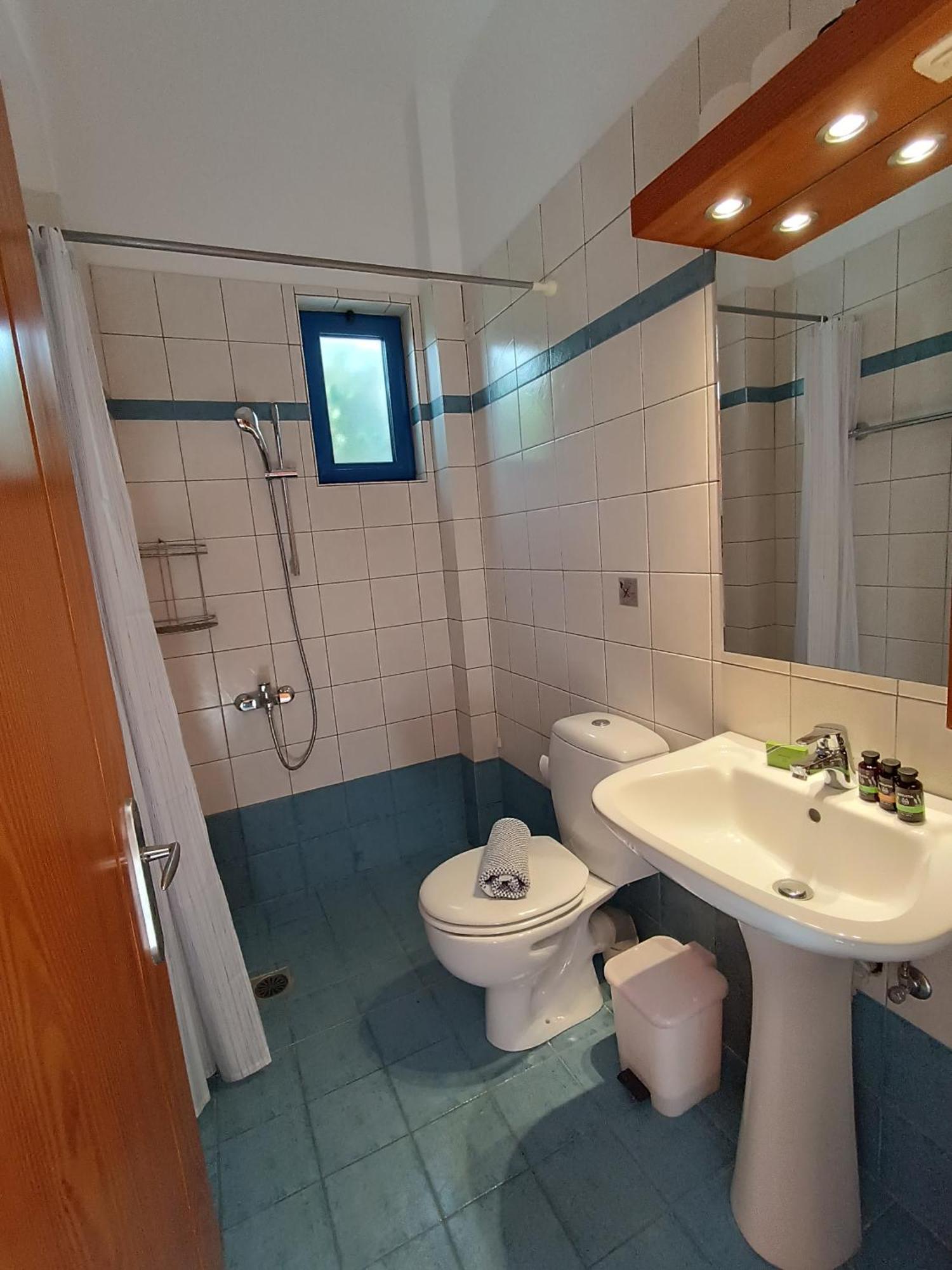 Finikas Studios & Apartments - Kalamaki Holidays Kalamaki (Heraklion) Eksteriør bilde